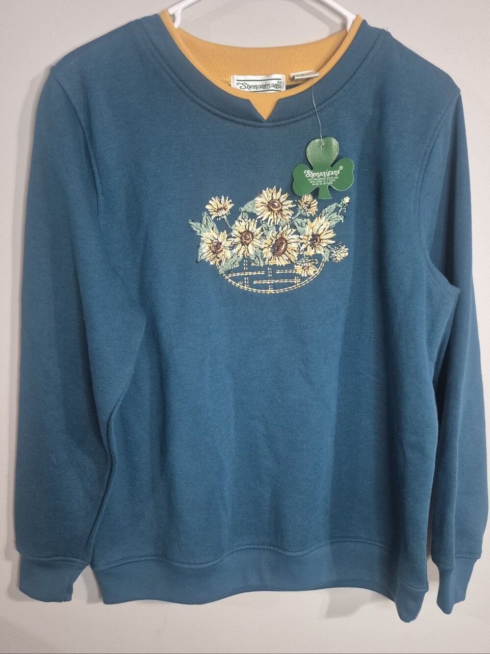 Vintage Sunflower Basket Teal Sweatshirt